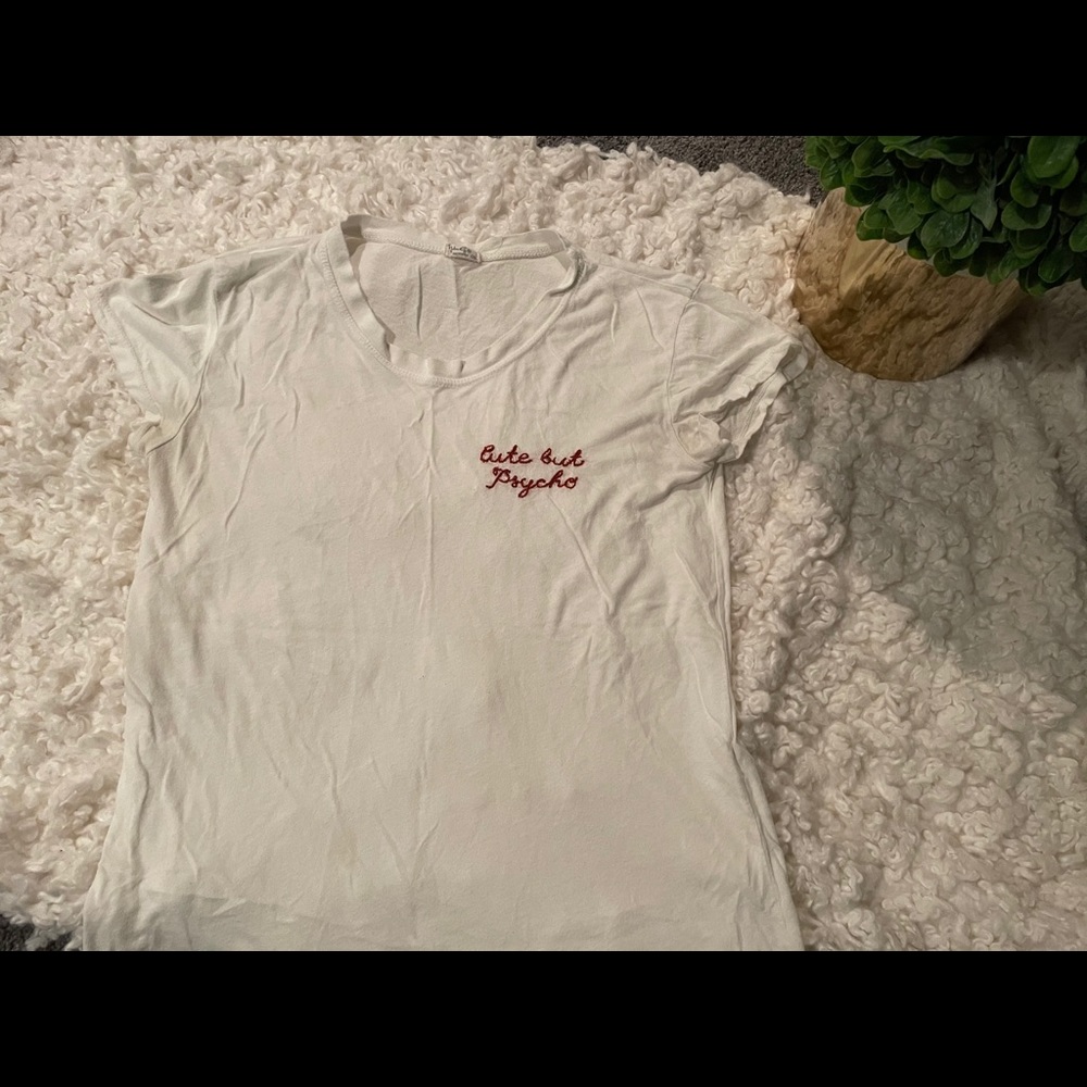Brandy Melville t-shirt